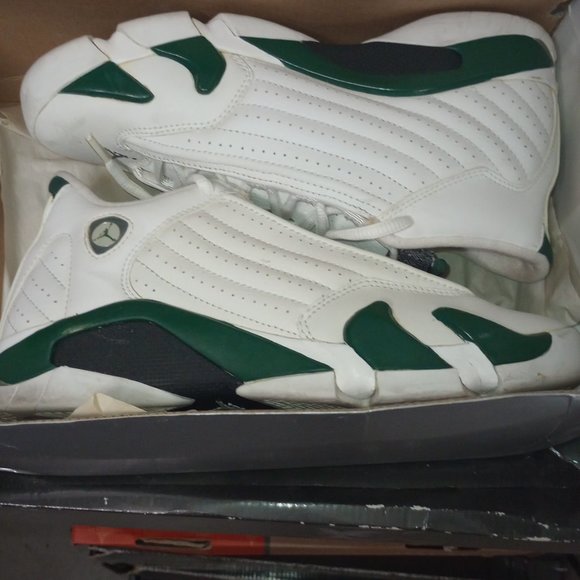 LOT AIR JORDANS